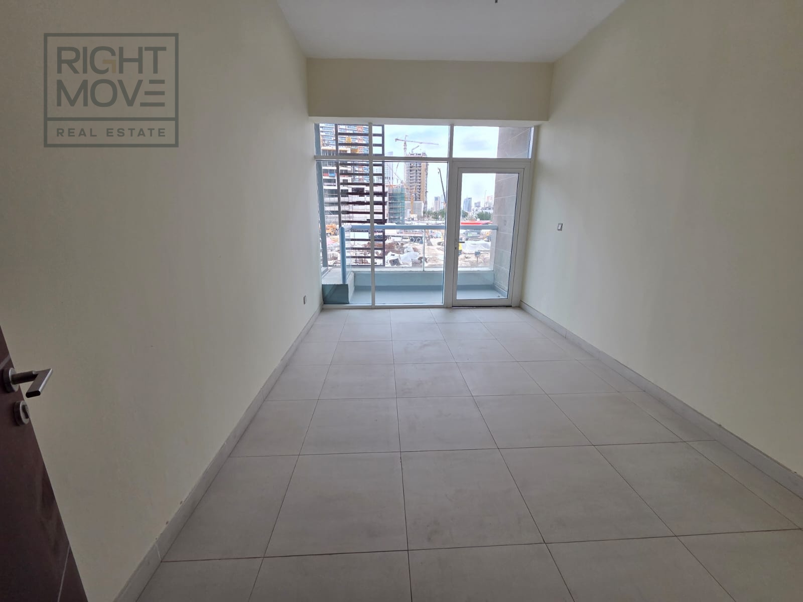 La Residence | Spacious Apartment for Rent photo 3