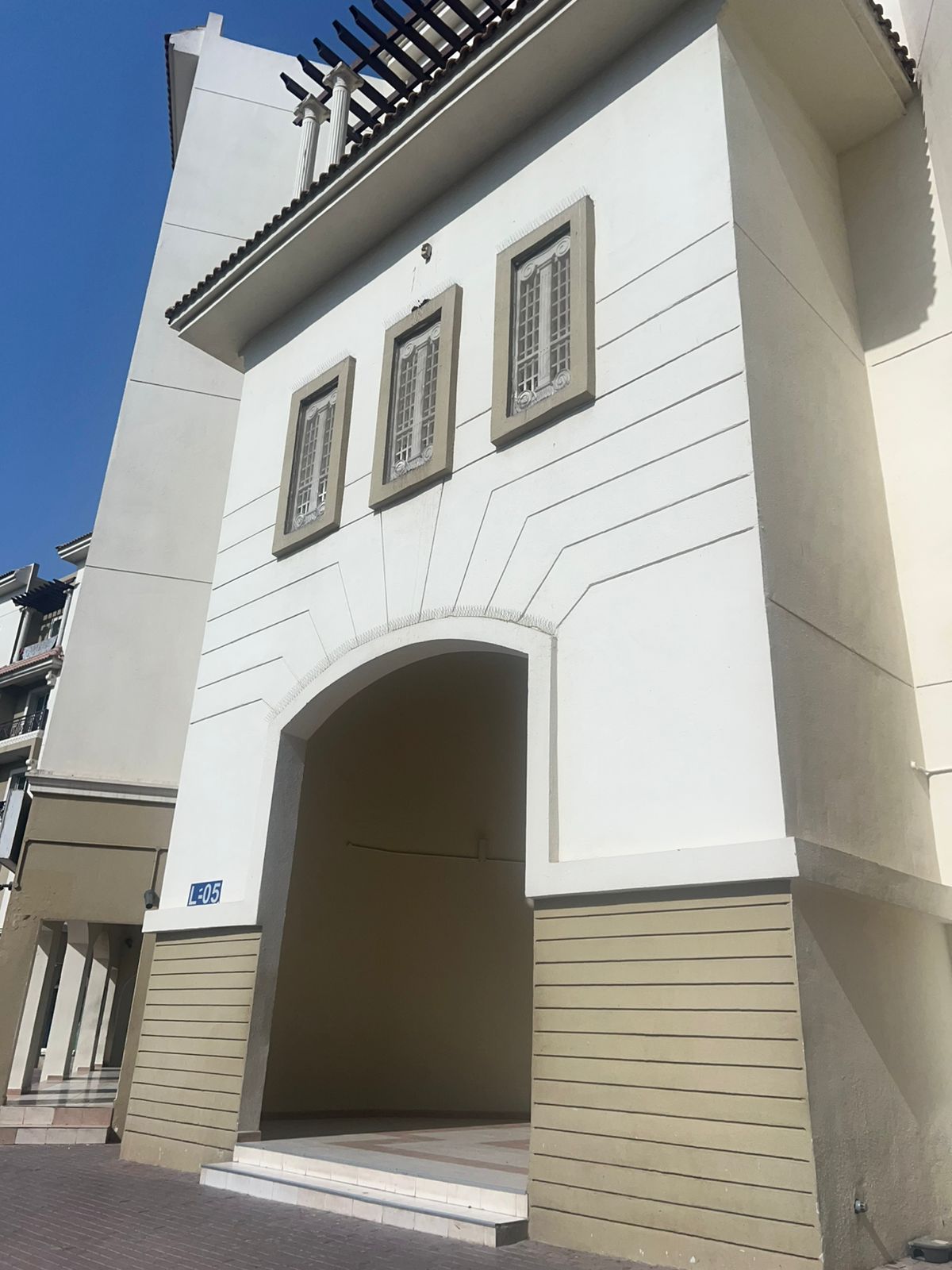 Available Shop for Rent in Greece Cluster