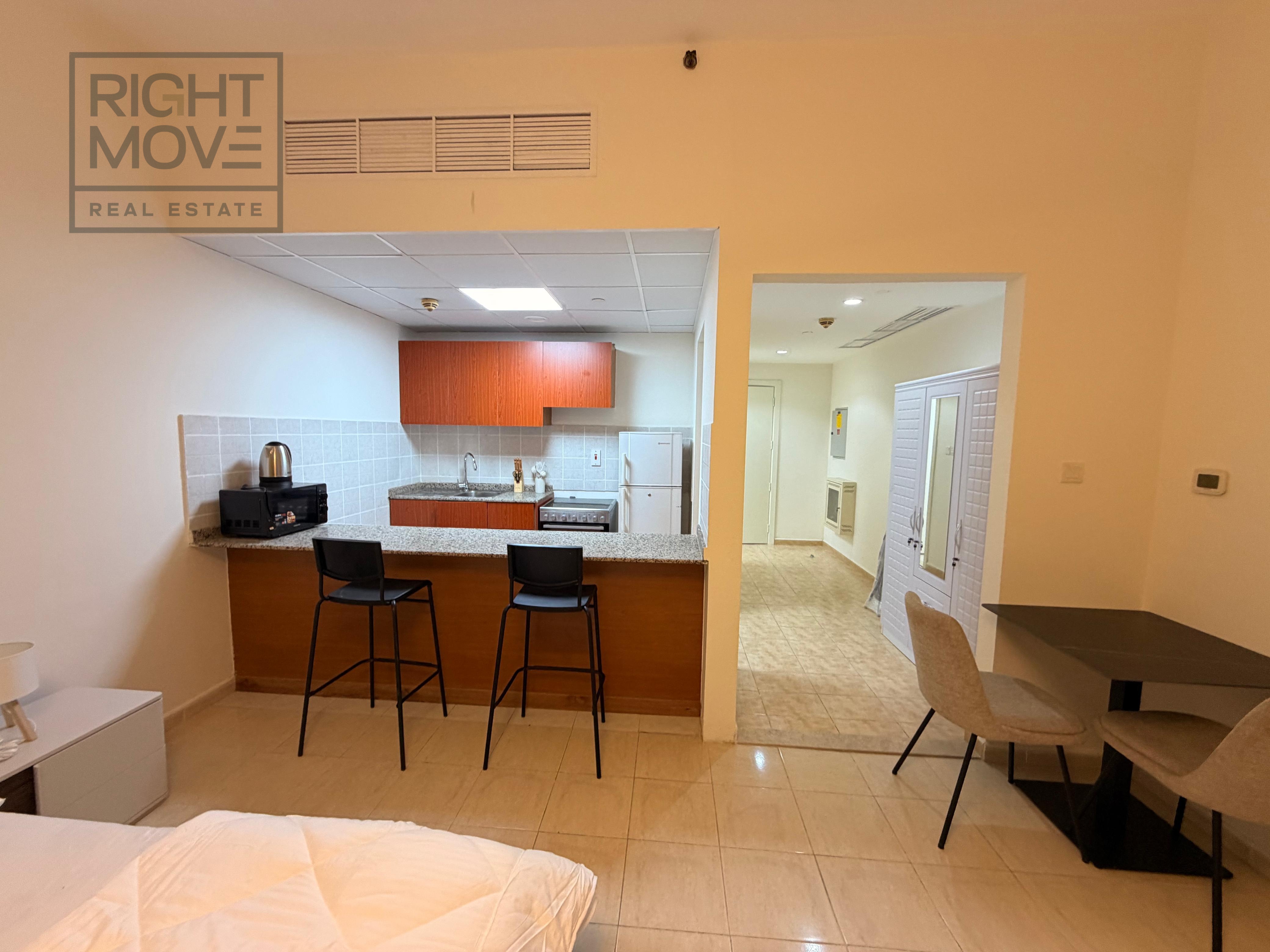 Available Studio for Rent in Phoenix Tower photo 3