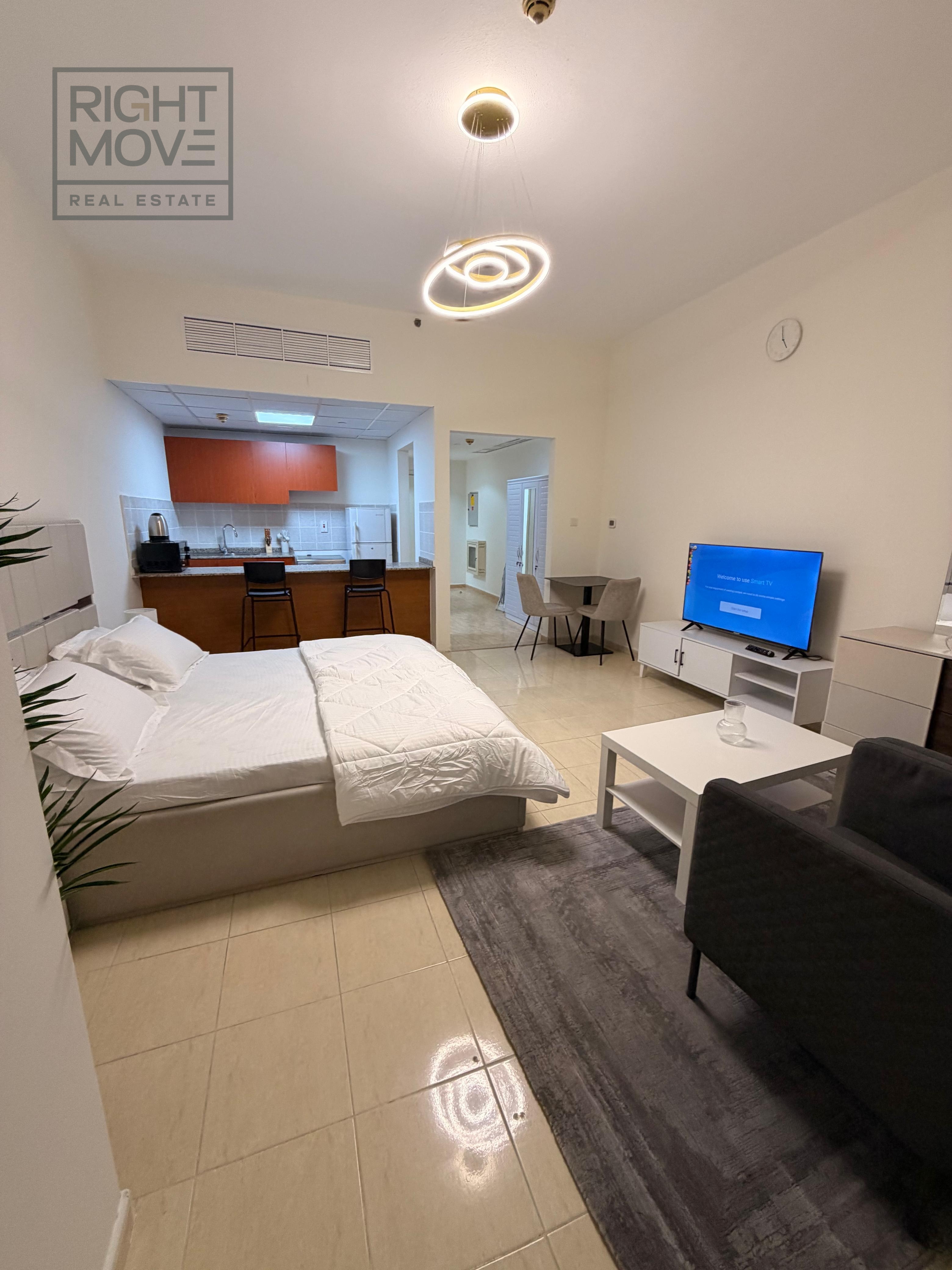 Available Studio for Rent in Phoenix Tower photo 4